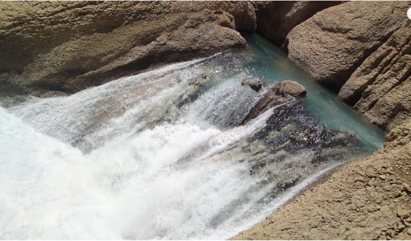 چشمه کوهرنگ